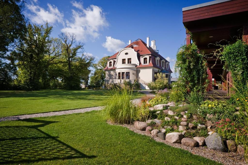 Villa Cztery Pory Roku Zbaszynek ภายนอก รูปภาพ