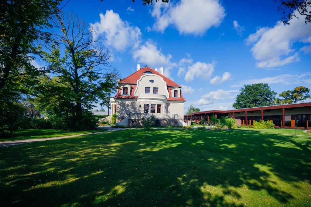 Villa Cztery Pory Roku Zbaszynek ภายนอก รูปภาพ