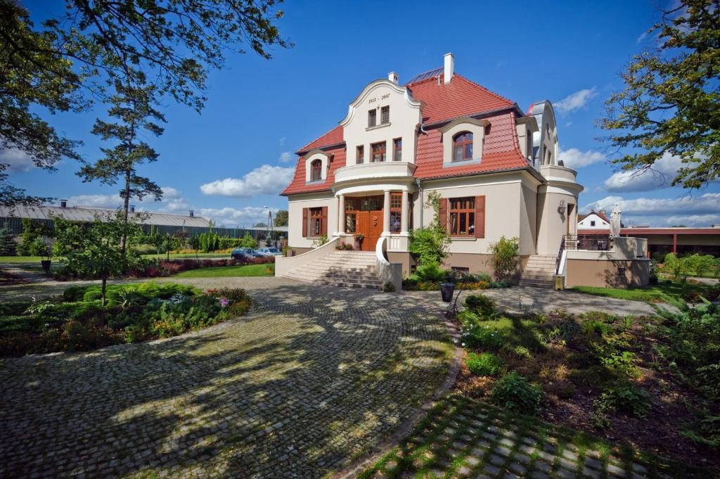 Villa Cztery Pory Roku Zbaszynek ภายนอก รูปภาพ