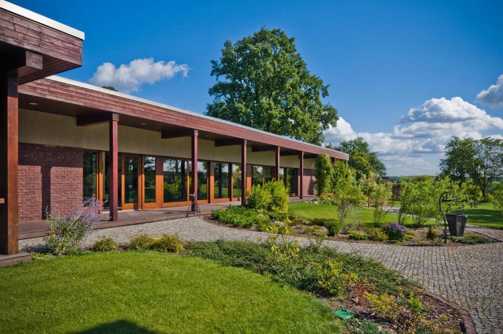 Villa Cztery Pory Roku Zbaszynek ภายนอก รูปภาพ